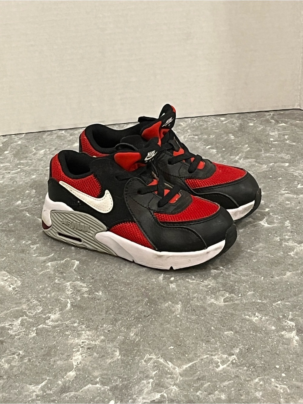 Nike Kids Sneakers – Size 10C - Near New